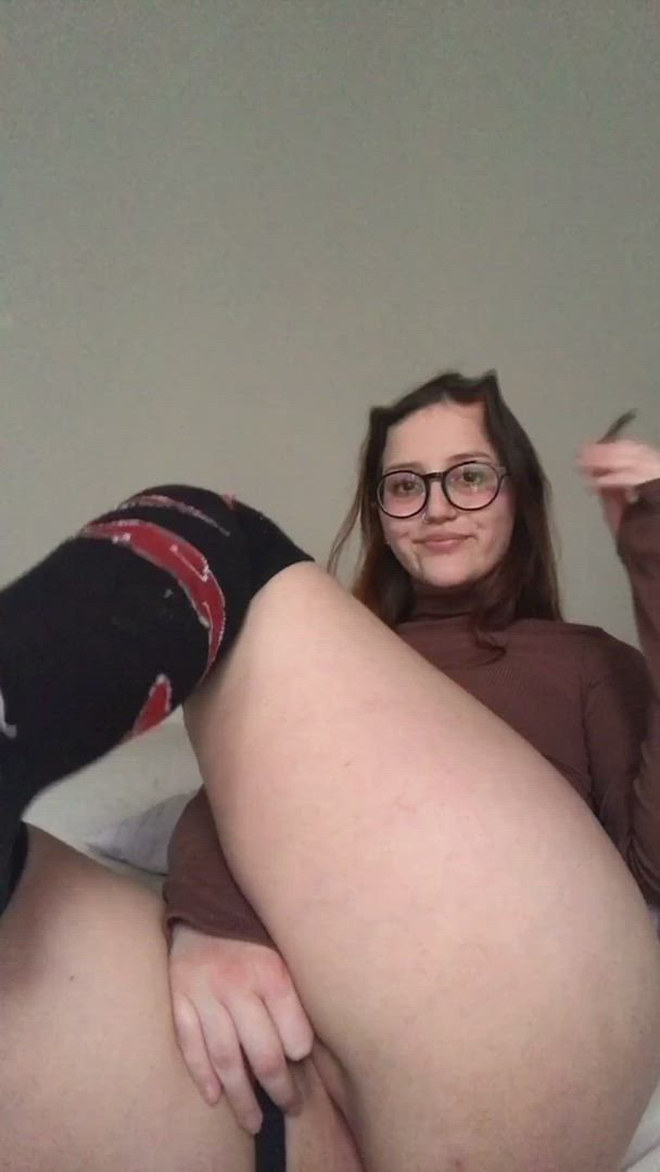 Glasses porn video with onlyfans model ????? <strong>@xxxprivatevicky</strong>