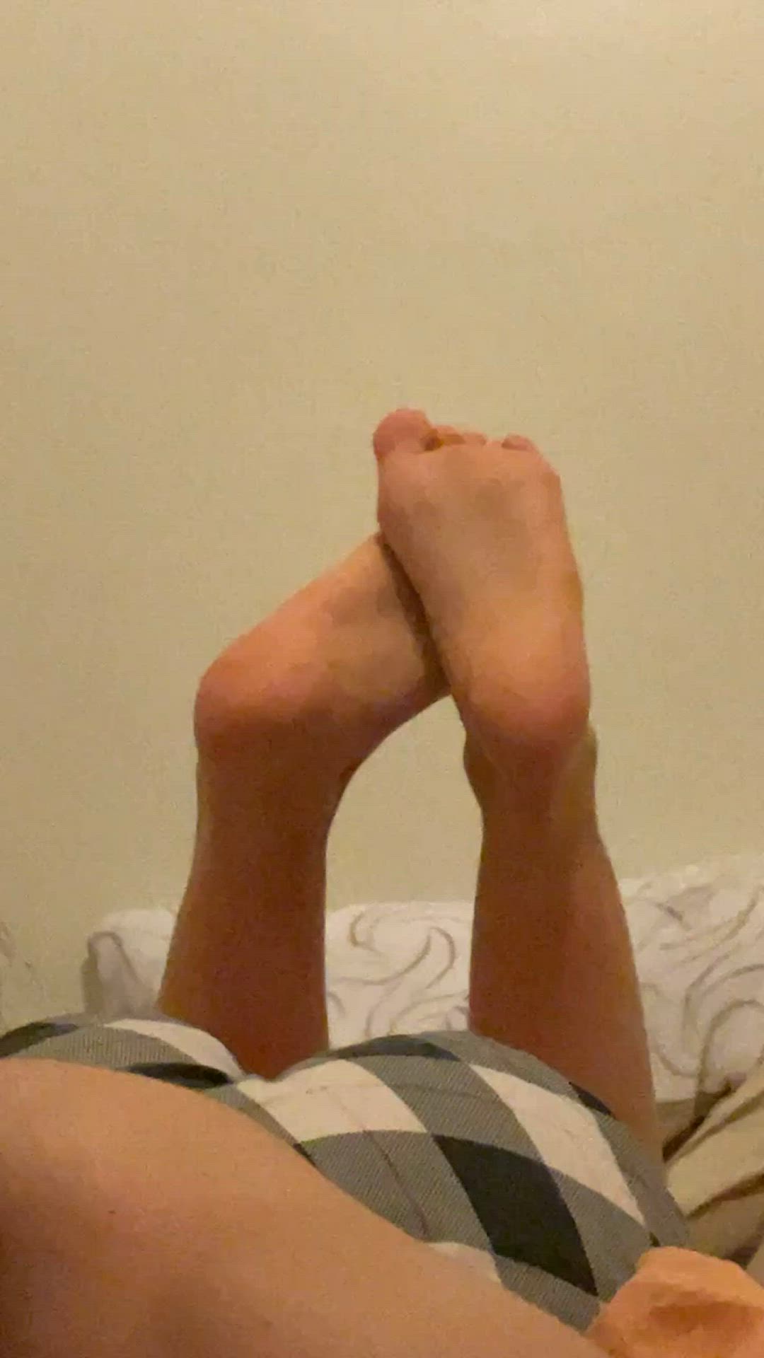 Soles porn video with onlyfans model 1liciousfeet <strong>@myliciousfeet</strong>