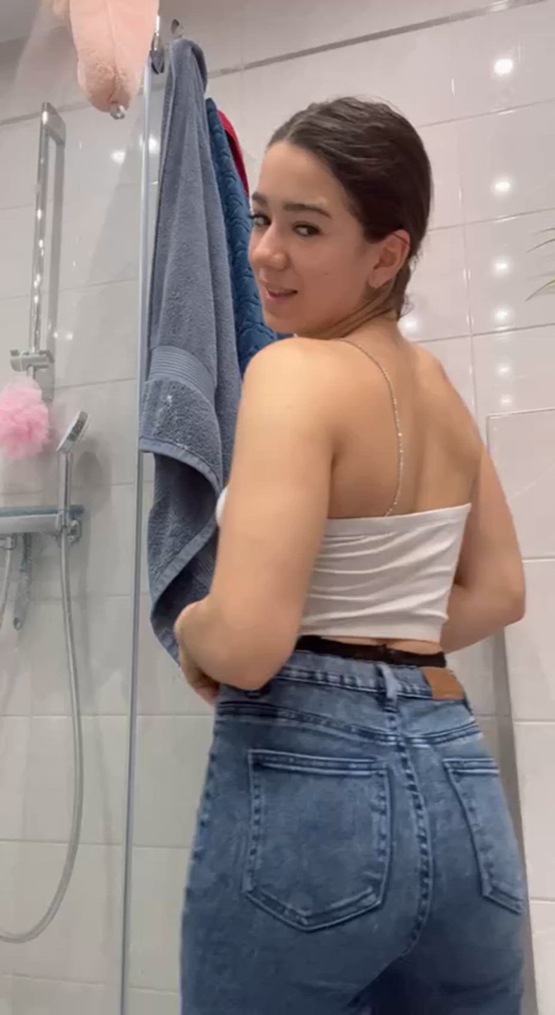 Ass porn video with onlyfans model Abby <strong>@abbymulond</strong>
