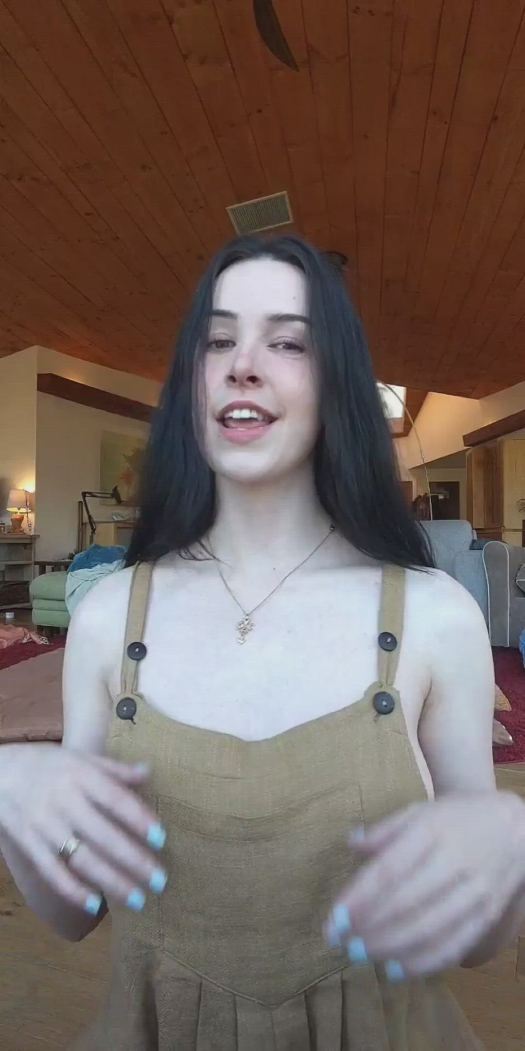Amateur porn video with onlyfans model aellagirl <strong>@aella_girl</strong>