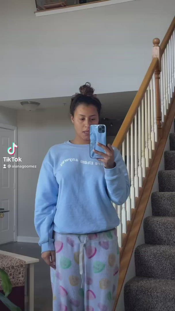 TikTok porn video with onlyfans model Alana Gomez <strong>@sexyalanax</strong>