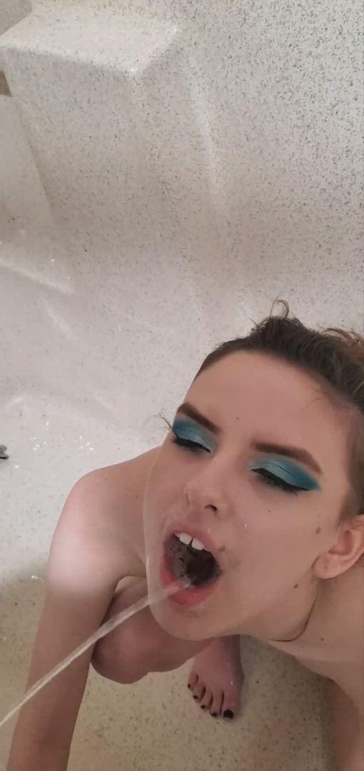 Piss porn video with onlyfans model Alexis <strong>@vipunofficialalexistexas</strong>