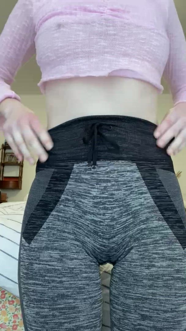 Amateur porn video with onlyfans model amberwavesofred <strong>@amberwavvesofrred</strong>