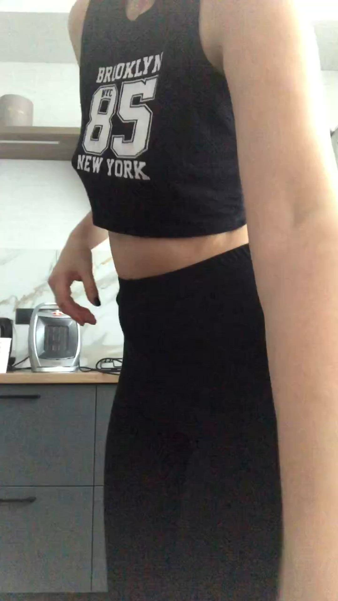 Masturbating porn video with onlyfans model ameliauk01 <strong>@amelia_uk</strong>