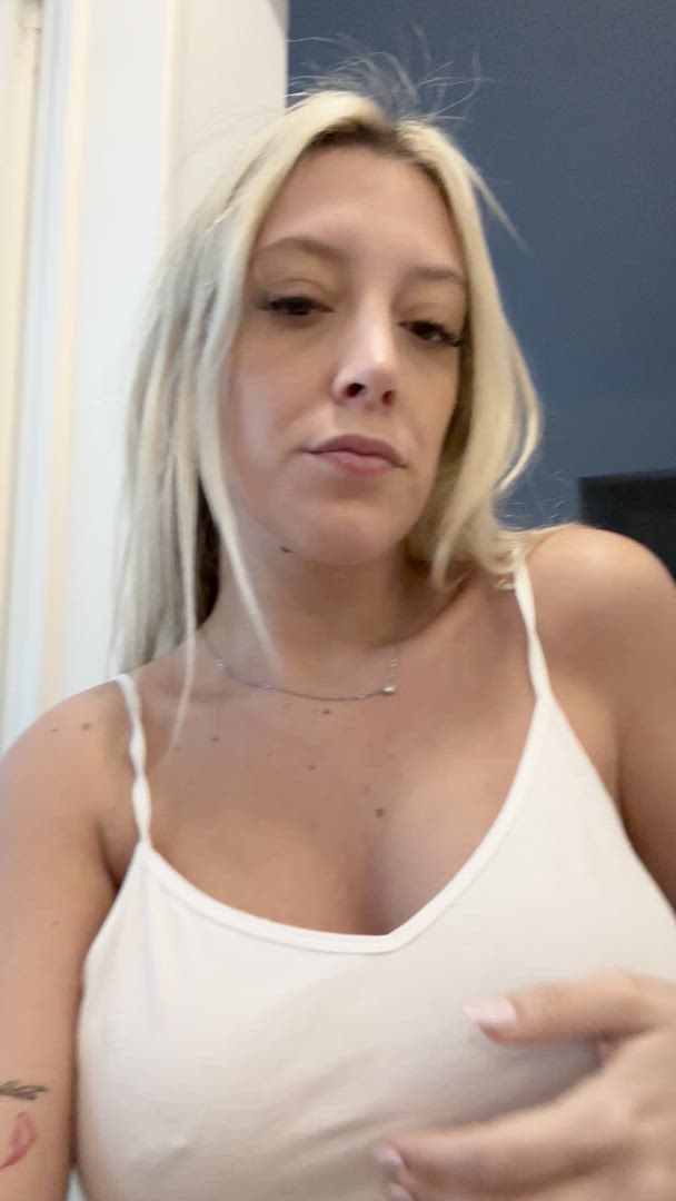 Boobs porn video with onlyfans model animallover69 <strong>@action</strong>