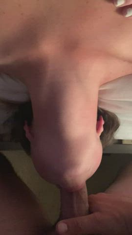 Blowjob porn video with onlyfans model apex347 <strong>@yournewbestiess</strong>
