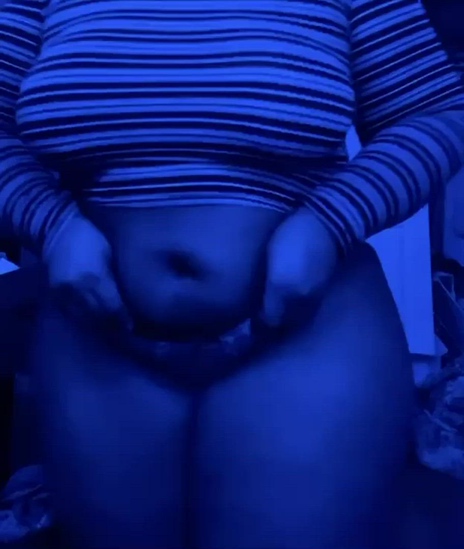 NSFW porn video with onlyfans model ariananami <strong>@roxannelove444</strong>
