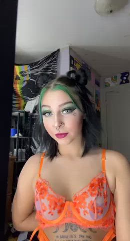 Boobs porn video with onlyfans model babyygirrlxx <strong>@sexylittleprincessxx</strong>