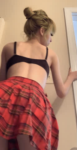 18 Years Old porn video with onlyfans model baillie ? <strong>@baillie</strong>