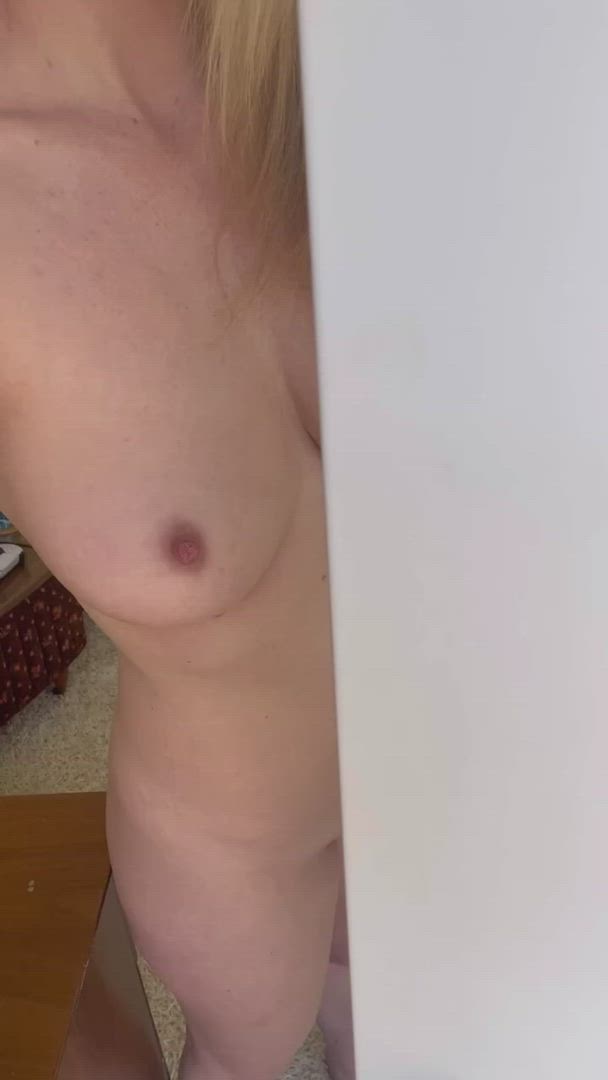 Tits porn video with onlyfans model bellahasmorefun <strong>@bellahasmorefun</strong>
