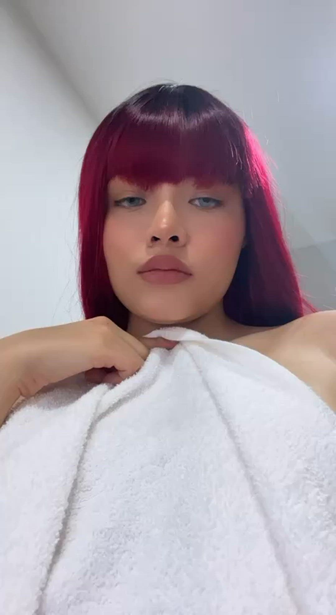 Cute porn video with onlyfans model bellastrawberry <strong>@bellayourbae</strong>