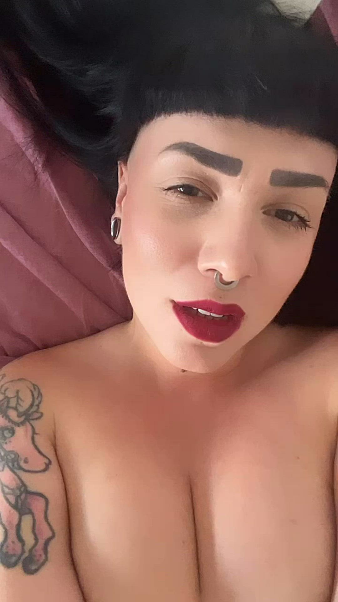 Goth porn video with onlyfans model bettybrat <strong>@bettybrat</strong>