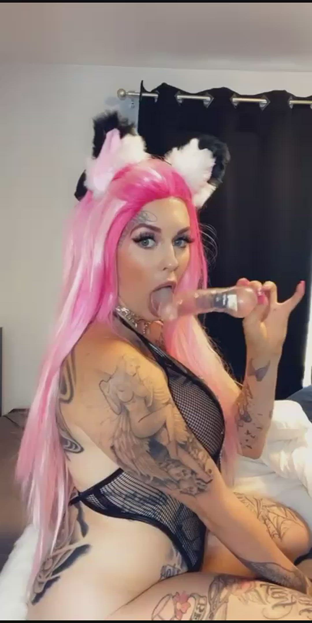 Huge Dildo porn video with onlyfans model biankaswool1 <strong>@biankaswool</strong>