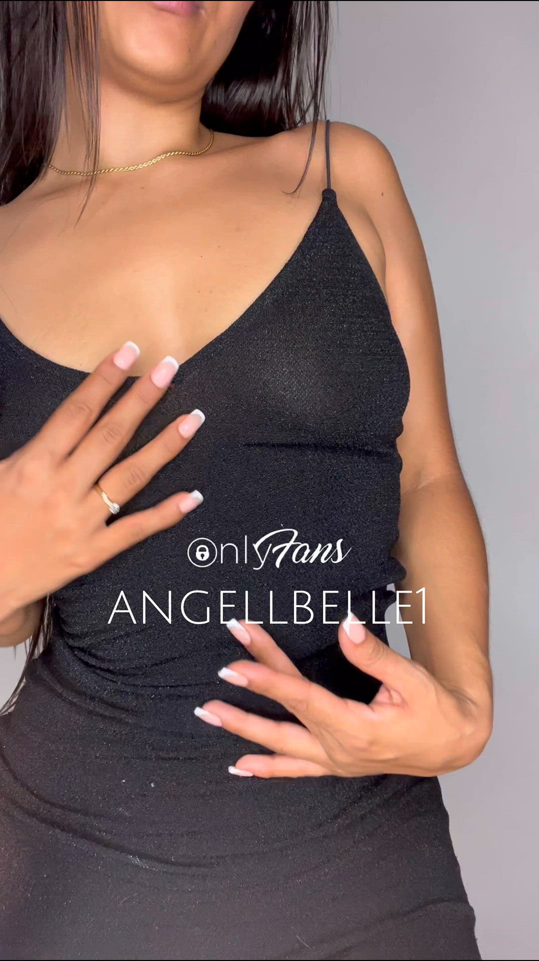 Natural Tits porn video with onlyfans model bigassangellbelle <strong>@angellbelle1</strong>