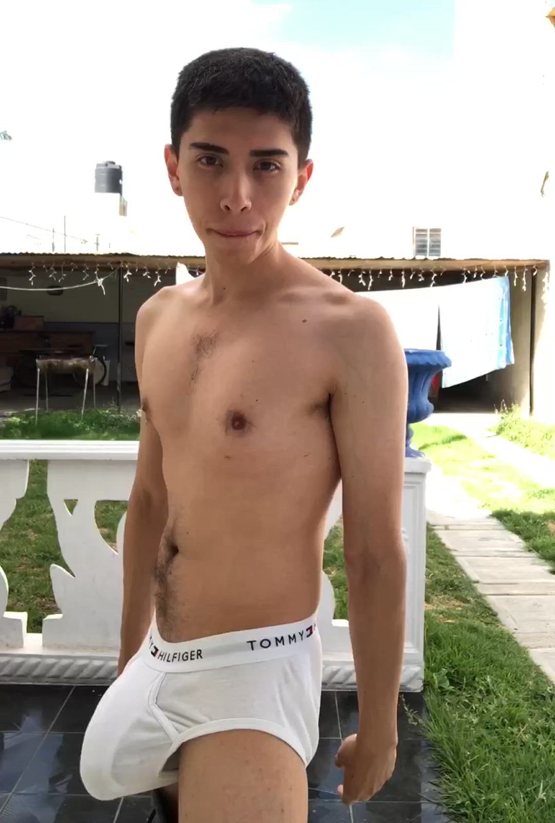 Teen porn video with onlyfans model BigBruno <strong>@brunosaints_</strong>