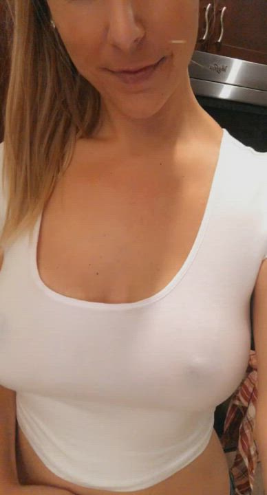 Big Tits porn video with onlyfans model BlueEyedBlonde990 <strong>@blueeyedblonde990x</strong>