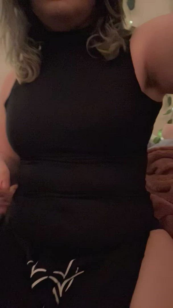 BBW porn video with onlyfans model BouncyBootyEnby <strong>@bouncybootyenby</strong>