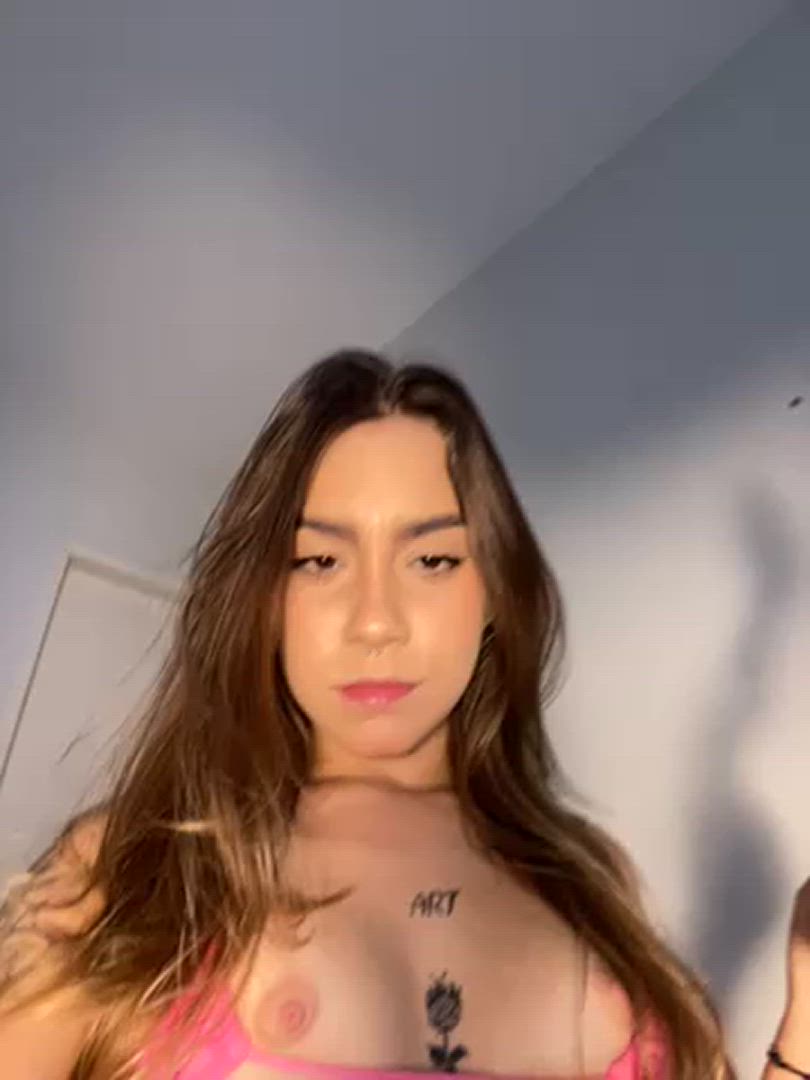 Cute porn video with onlyfans model Brubs <strong>@clarasun</strong>