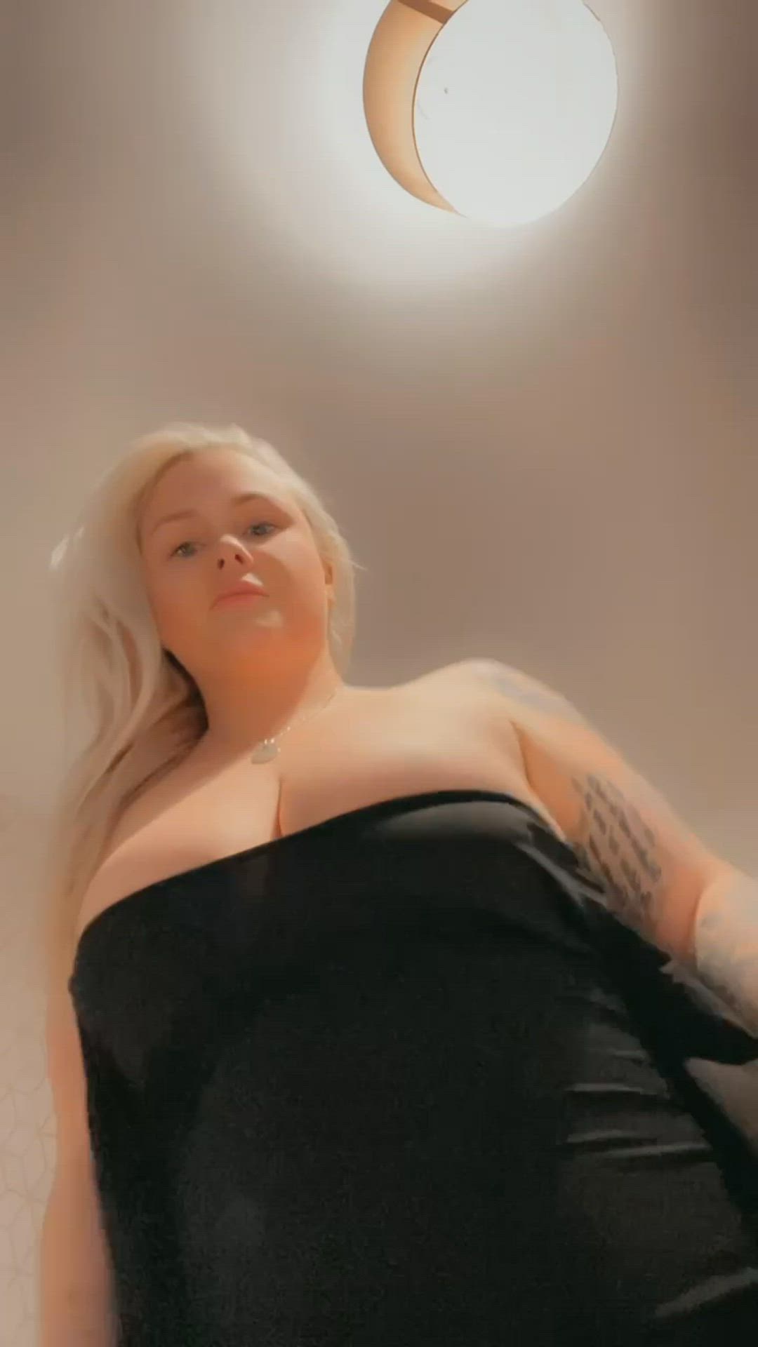 Big Tits porn video with onlyfans model carliestar90 <strong>@carlie_star</strong>