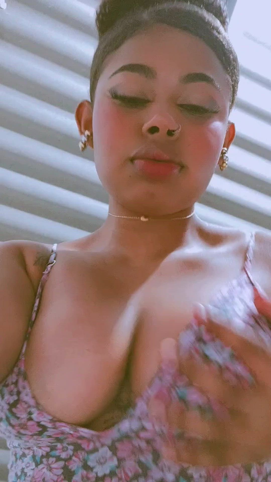 Tits porn video with onlyfans model chanelscott <strong>@chanelscott</strong>