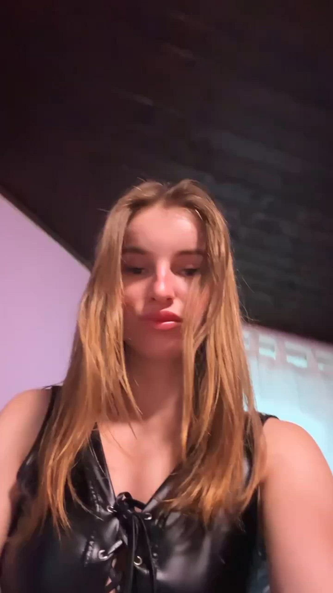 𝐂𝐡𝐞𝐫𝐫𝐲 𝐌𝐚𝐫𝐲💗 chery_mary OnlyFans cute porn video | Clip #339405