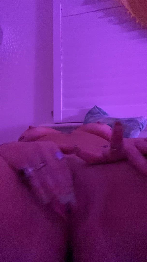 Fingering porn video with onlyfans model clementine <strong>@tattsforbrats</strong>