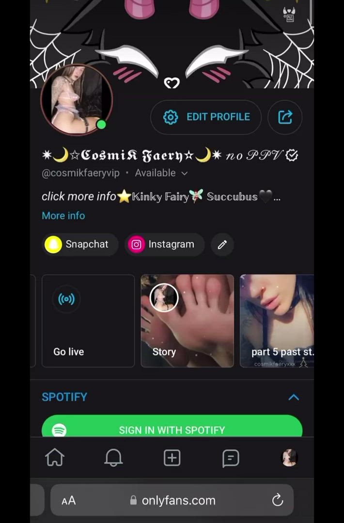Alt porn video with onlyfans model cosmikfaeryx <strong>@cosmikfaeryvip</strong>