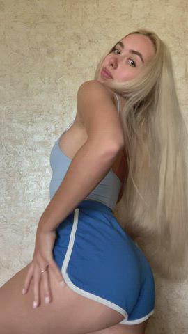 Blonde porn video with onlyfans model cuteepolina2001 <strong>@polina2001</strong>