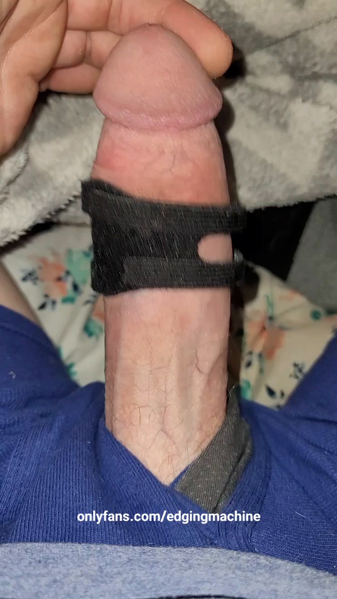 Big Dick porn video with onlyfans model duh6969 <strong>@edgingmachine</strong>