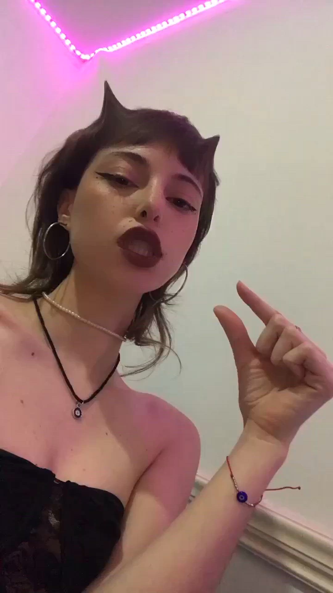 Domme porn video with onlyfans model eimiko <strong>@hoemiko</strong>