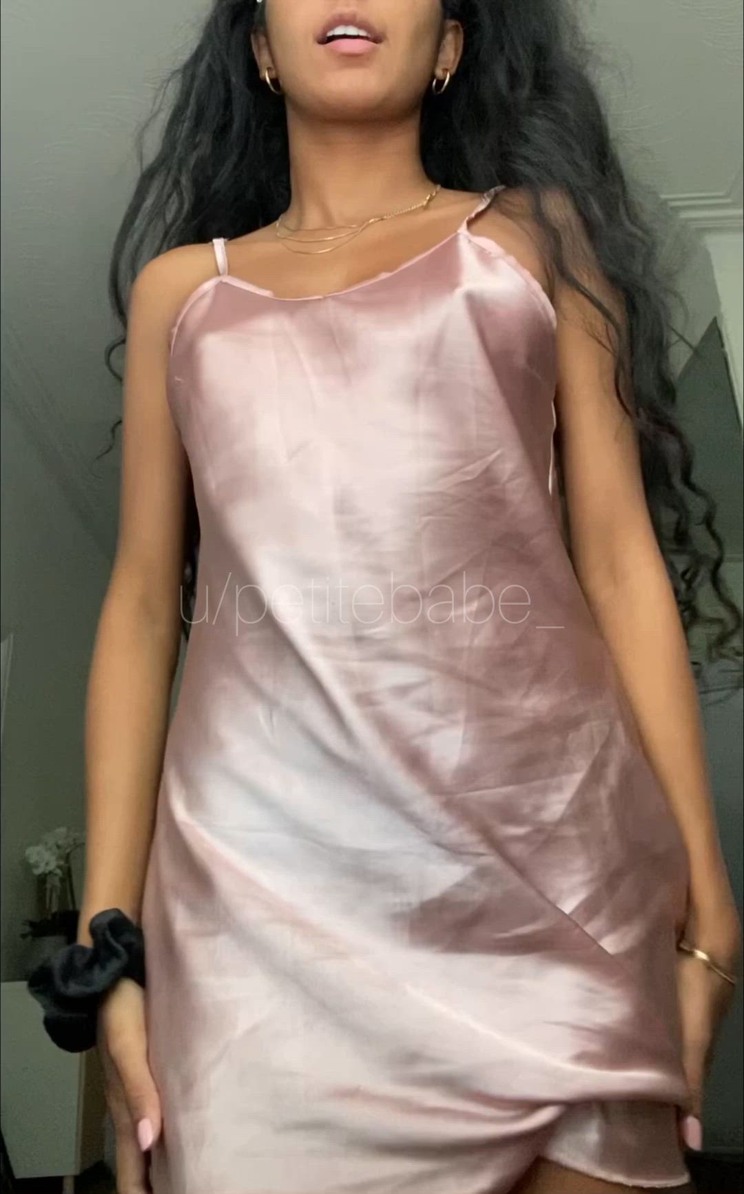 Petite porn video with onlyfans model Ella <strong>@petitebabexo</strong>
