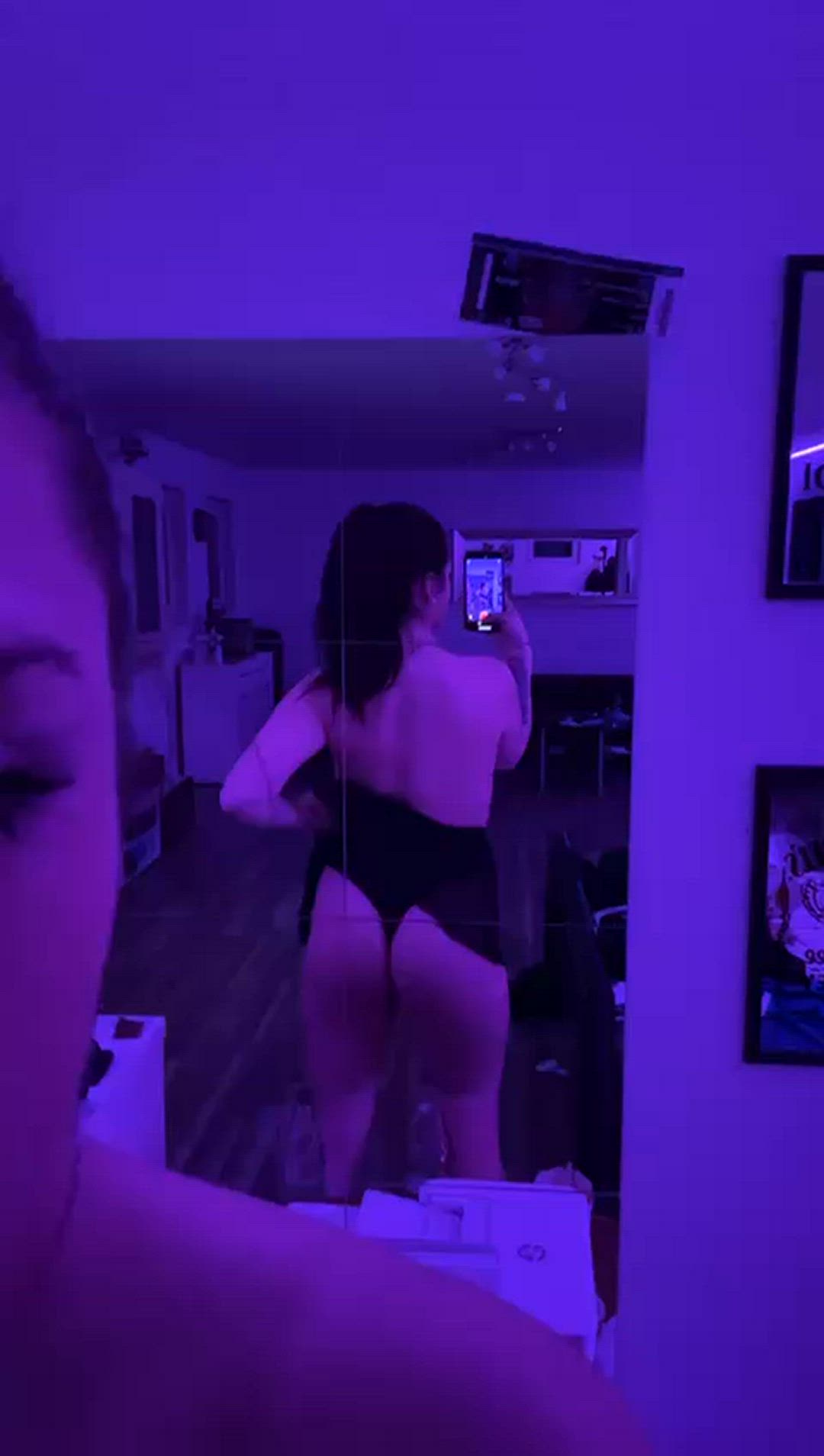 Amateur porn video with onlyfans model emmalopez <strong>@emma.lpz</strong>