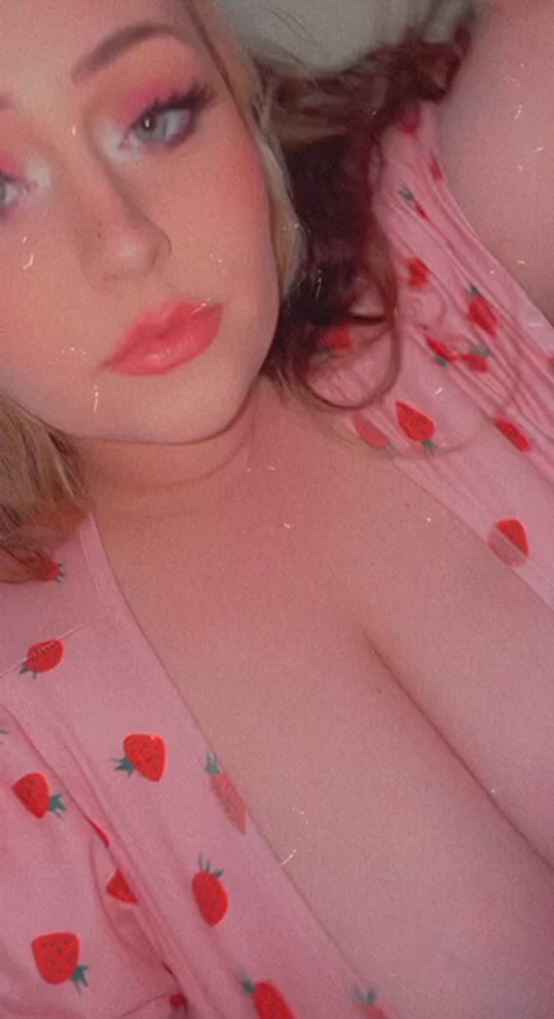Big Tits porn video with onlyfans model Emmy <strong>@m_eliz1211</strong>