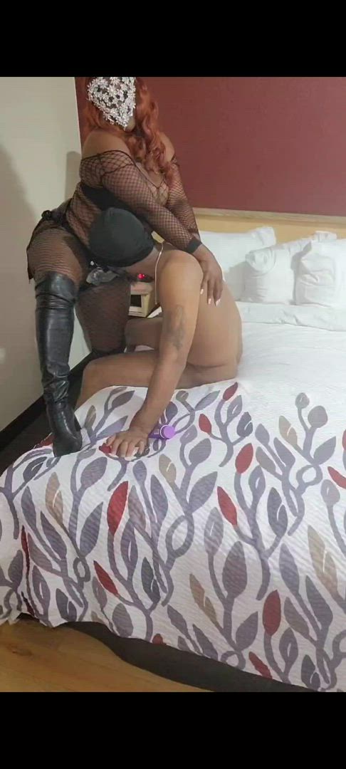 BDSM porn video with onlyfans model empressnoire <strong>@foxysstrapshow</strong>