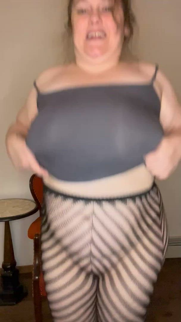 Big Tits porn video with onlyfans model Eve Gardener <strong>@immadawgtoo</strong>