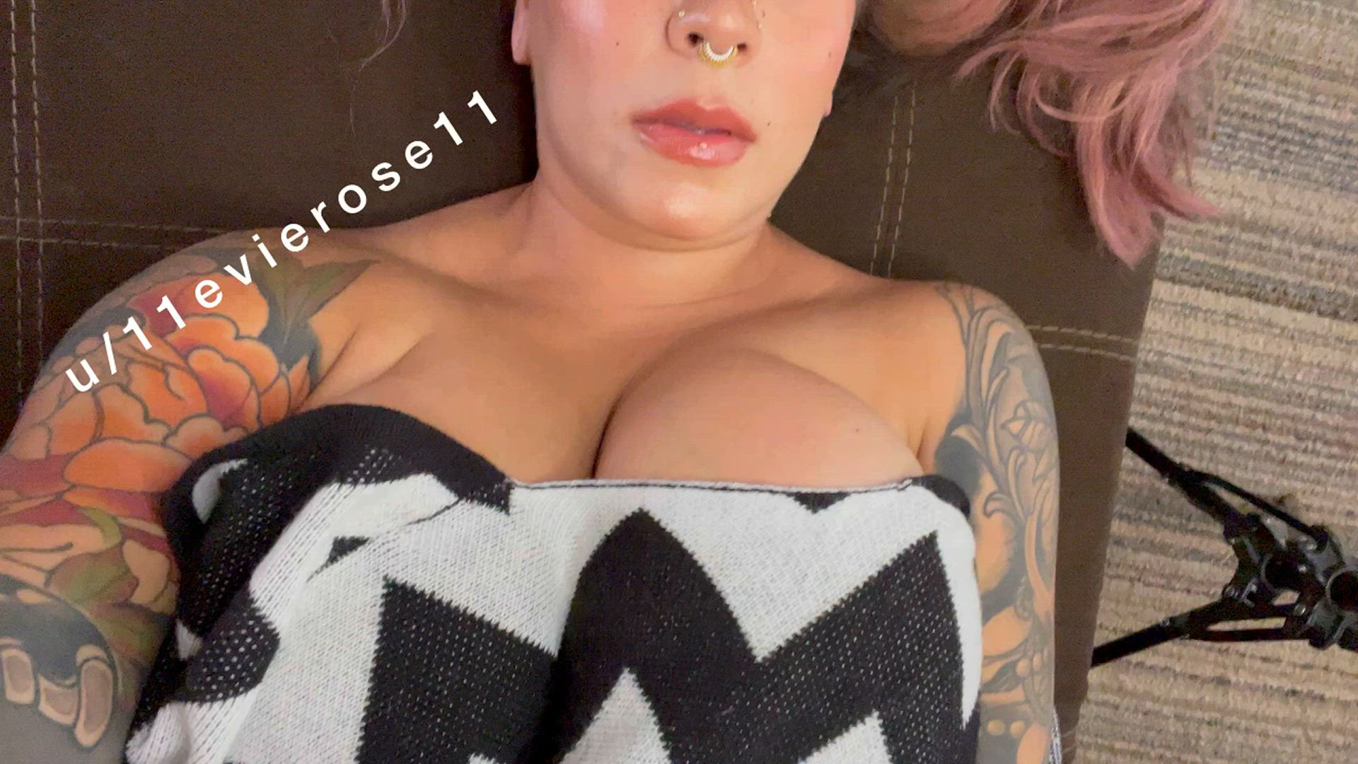 Big Tits porn video with onlyfans model Evie Rose <strong>@xevierosex</strong>