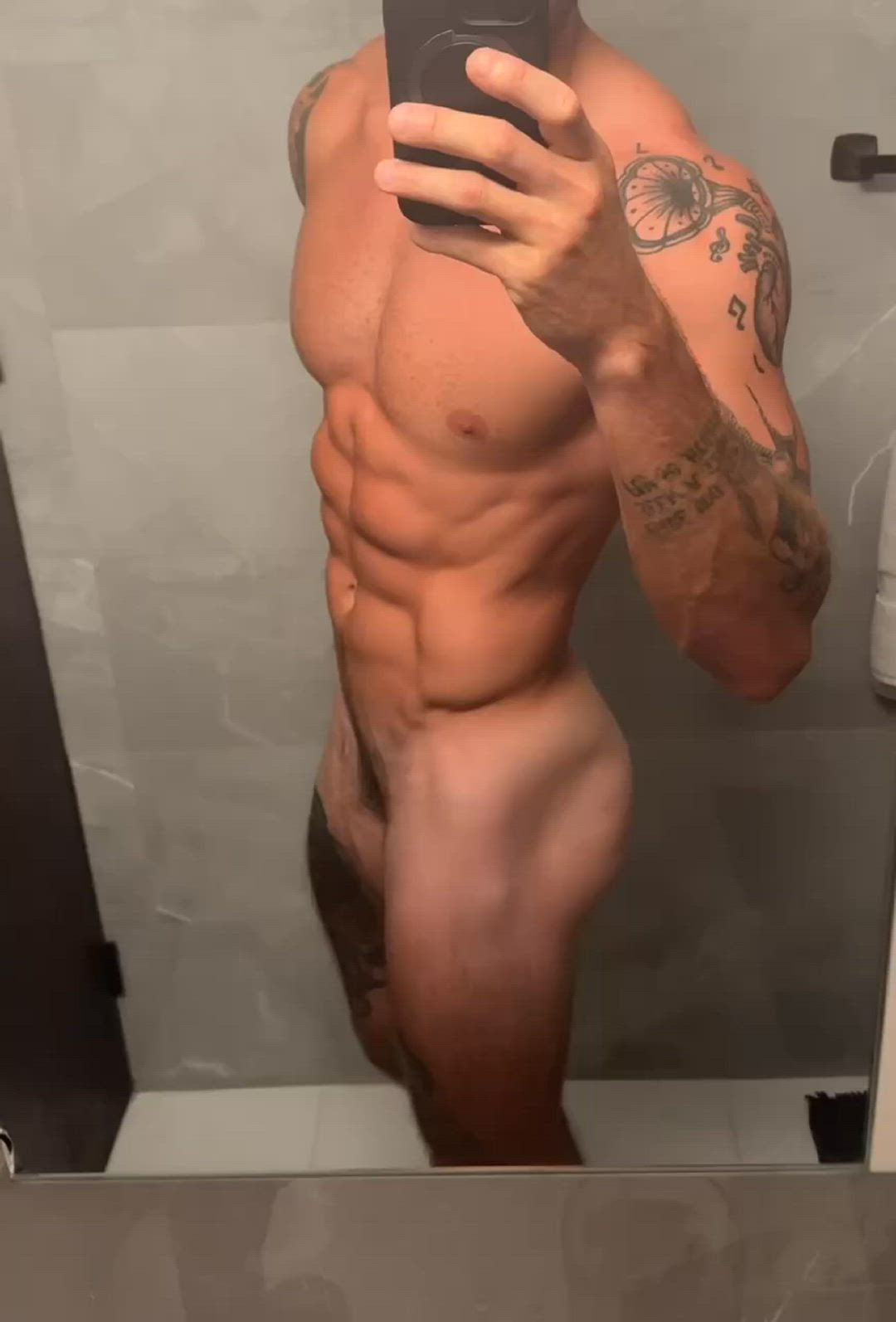 Big Dick porn video with onlyfans model fitguytim <strong>@fitguytim</strong>