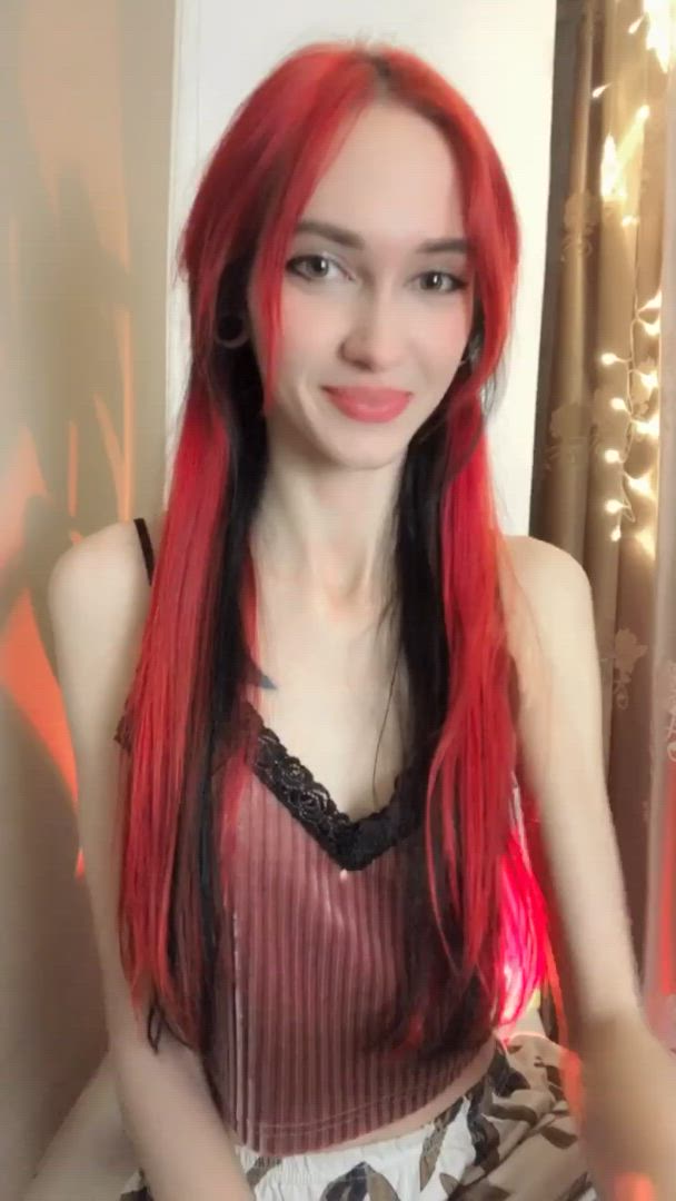 Alt porn video with onlyfans model FunkyRedFox <strong>@funkyredfoxfree</strong>