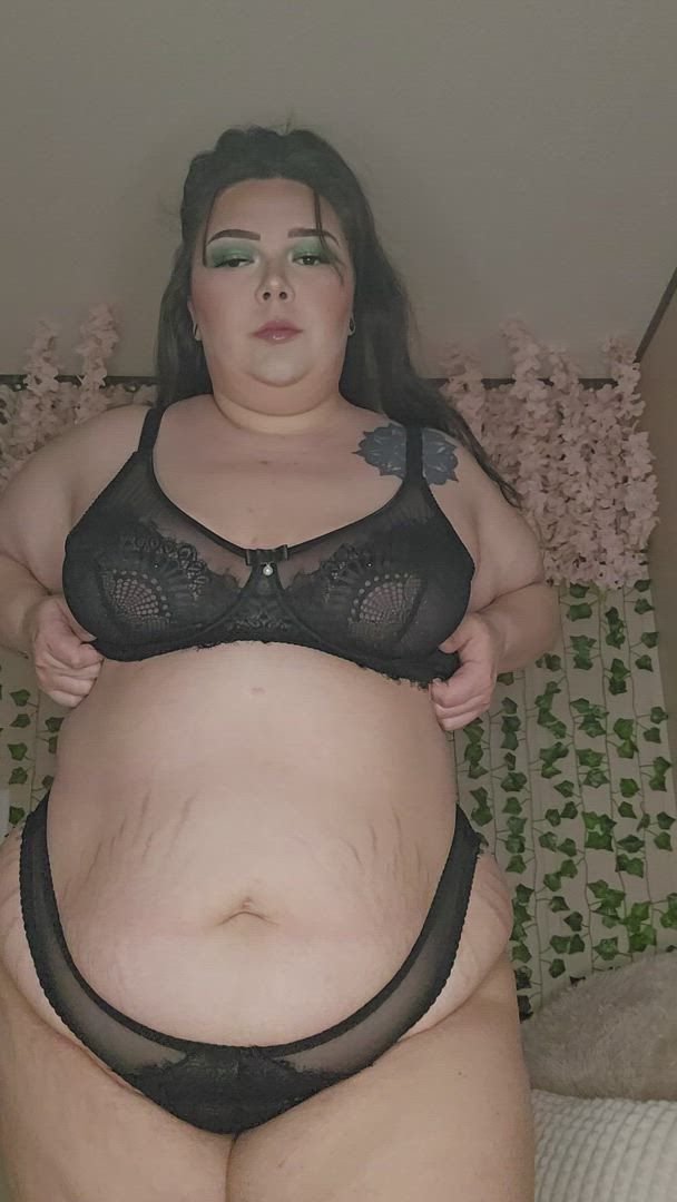 BBW porn video with onlyfans model gamenakedstaythick <strong>@gamenakedstaythick</strong>