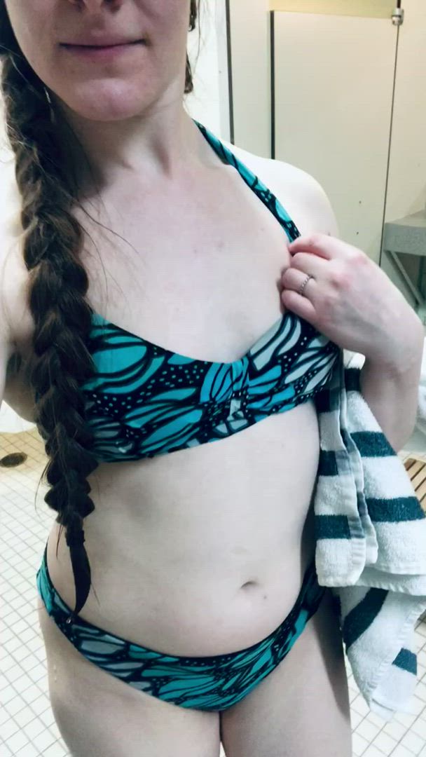 Redhead porn video with onlyfans model Ginger Flavelle <strong>@gingerflavelle</strong>