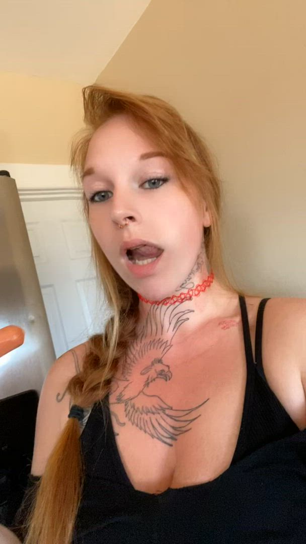 Deepthroat porn video with onlyfans model gingercreamm <strong>@gingercreamm</strong>