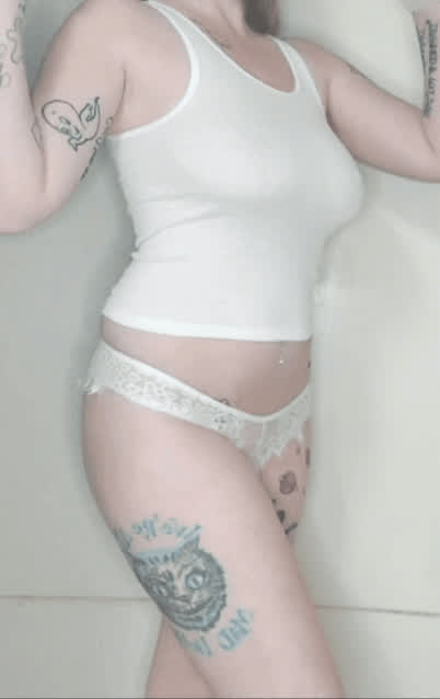 Pale porn video with onlyfans model Goddesslizzie22 <strong>@goddesslizzie22vip</strong>