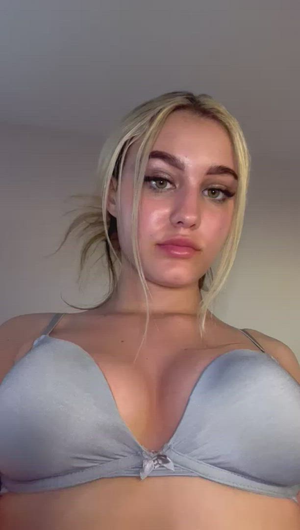 Big Ass porn video with onlyfans model Hailey 🥰 <strong>@haileyroots</strong>