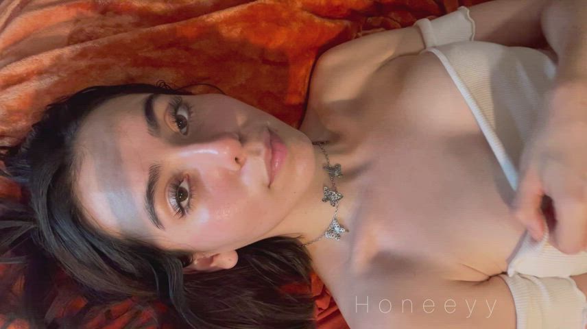 Boobs porn video with onlyfans model Honey <strong>@honeeyy_</strong>