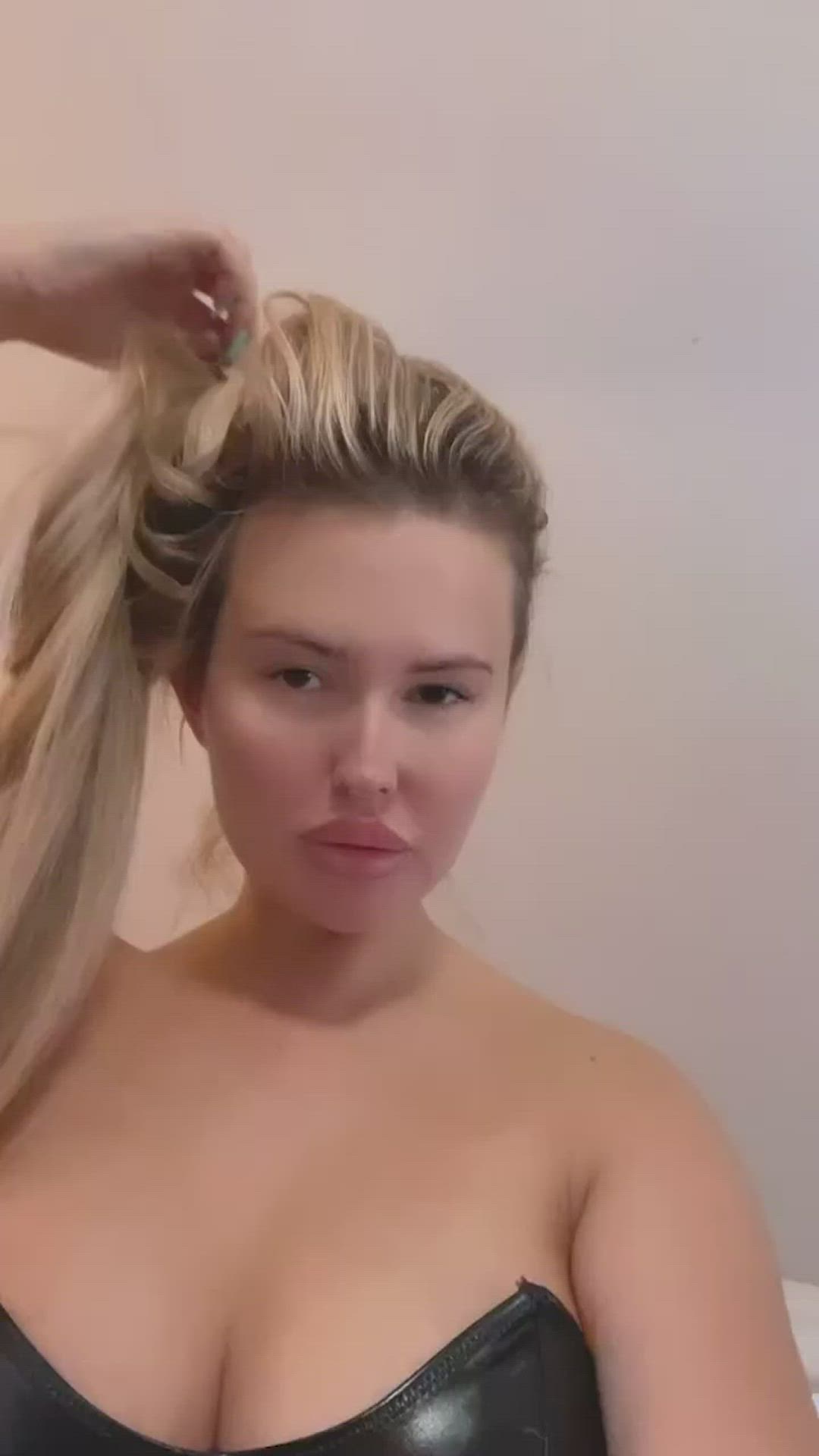 Dress porn video with onlyfans model honeylouella <strong>@honeylouella</strong>