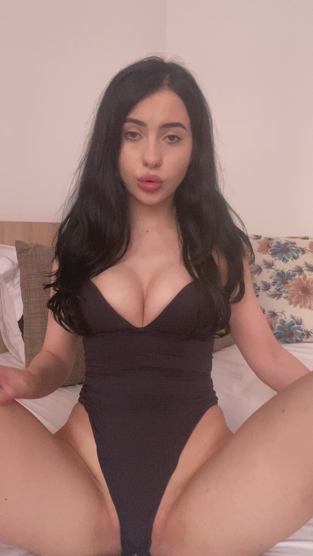 Amateur porn video with onlyfans model isabelalove <strong>@blizzyeee</strong>