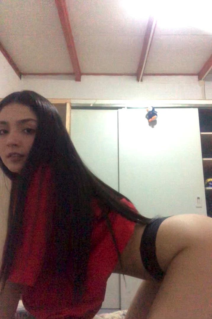 Ass porn video with onlyfans model isabellafloreees <strong>@isabella_flores98</strong>