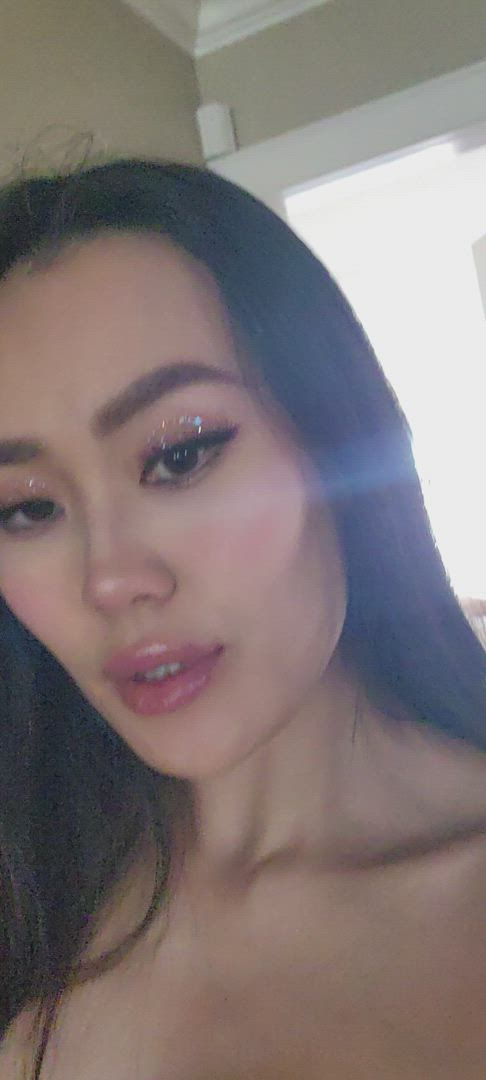 Goddess porn video with onlyfans model Jennifer Nguyen <strong>@iwantjennifer</strong>