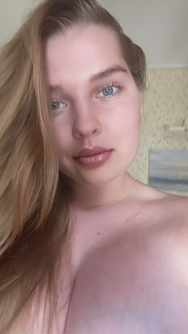 Teen porn video with onlyfans model Jess <strong>@jessie_jessie</strong>