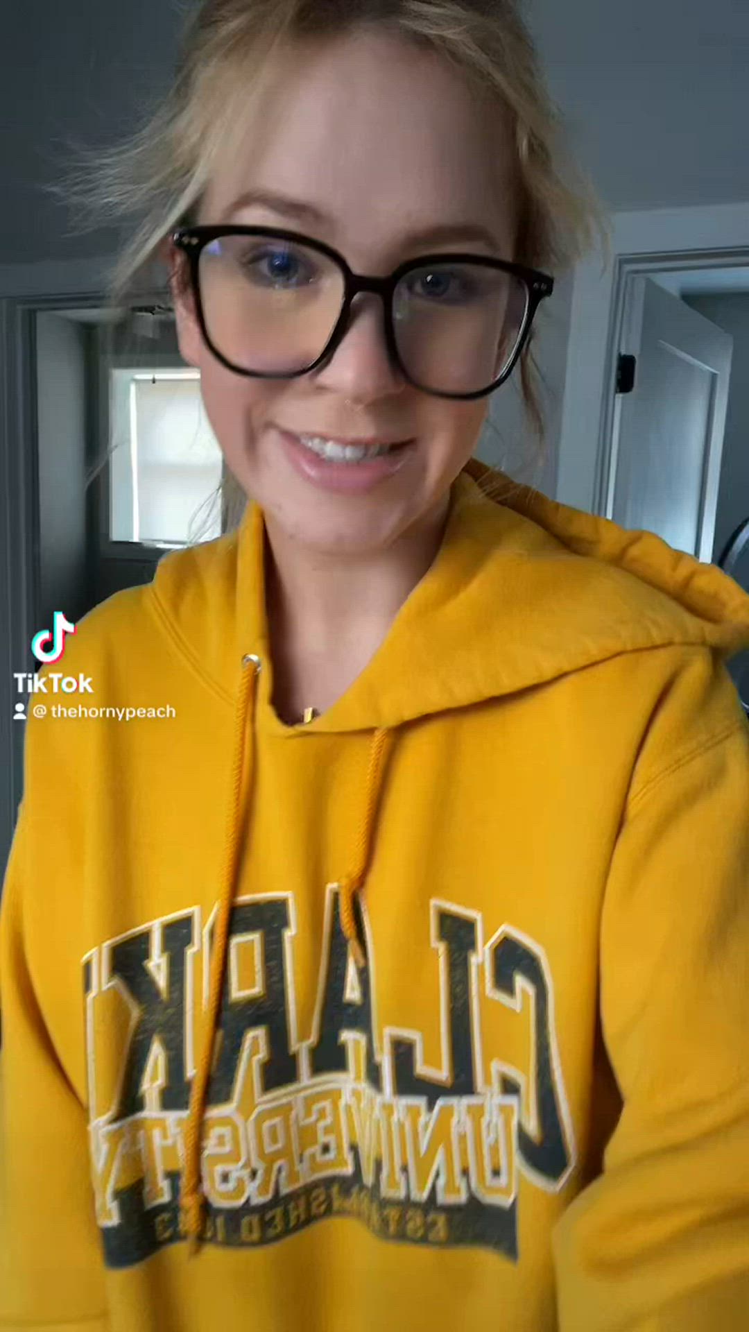 Doggystyle porn video with onlyfans model kingcaitlinnn <strong>@kingcaitlinnn</strong>